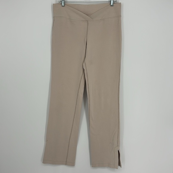 Patagonia Pants - Patagonia Cross Front Leggings Women’s Size Medium in Ivory